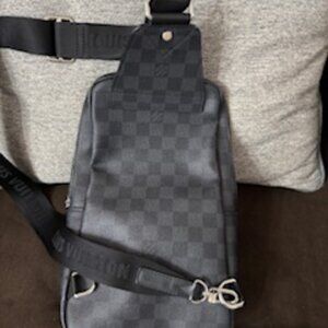 Louis Vuitton Damier Graphite Avenue Slingbag